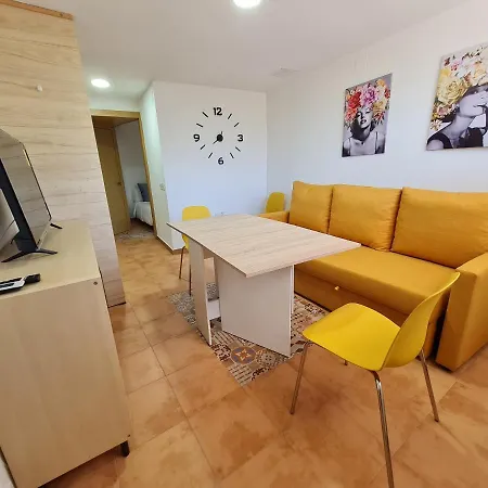 Malagasuite Picturesque Apartment